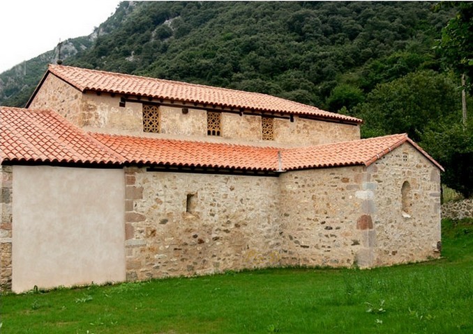 San Adriano de Tuñón: View from the southern sider