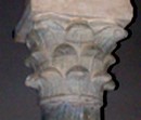 San Miguel de Escalada: Penúltimo capitel hacia la cabecera del lado sur