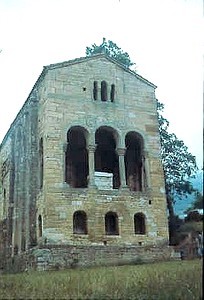 Santa María del Naranco. Oviedo